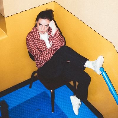pooby foobur (chris)'s profile picture