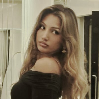 m's profile picture