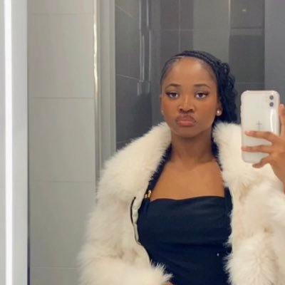 chellzz_m's profile picture