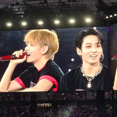 ᥫ᭡vicky⁷ ESCUCHÓ MIKROKOSMOS JDR's profile picture