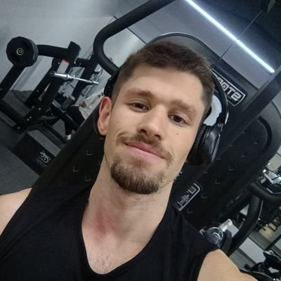 LeoByTheBeach's profile picture