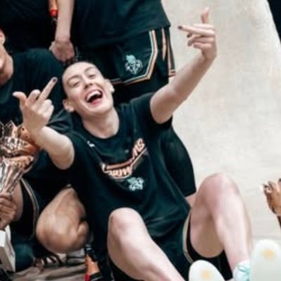 ๐'s profile picture