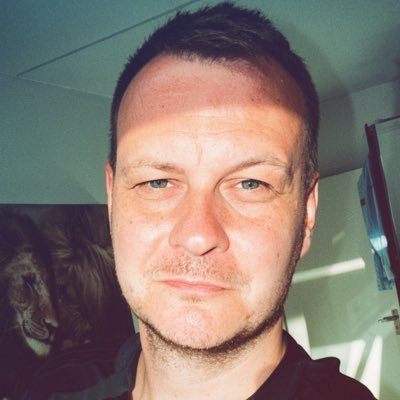 𝓣𝓱𝓸𝓶𝓪𝓼 ✌️'s profile picture