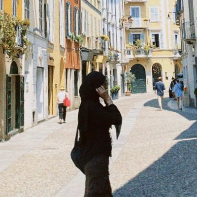 Lilyatris31's profile picture