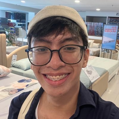 lloydie ✨'s profile picture