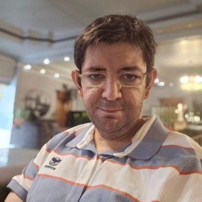 journalist13655's profile picture