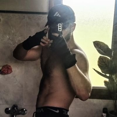 Gr0me256's profile picture
