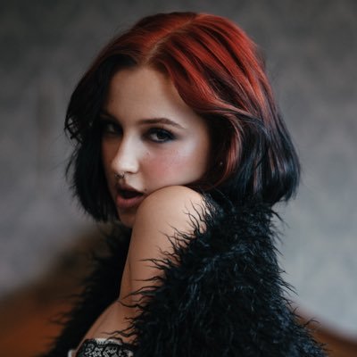 RUSLANA's profile picture