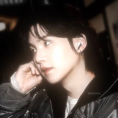 Isabella⁷ ♱ | VAI VER O BTS's profile picture