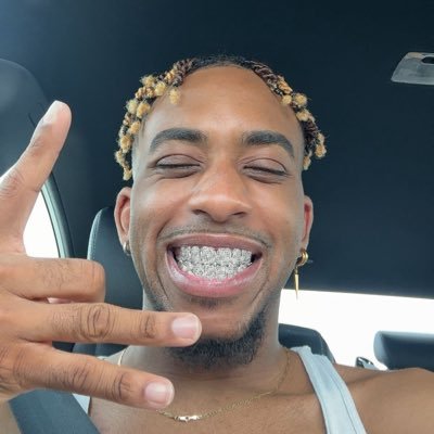 rizzy's profile picture
