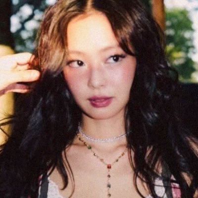 val's profile picture