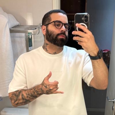 labodeskins's profile picture