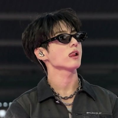 Vale⁷ IS SEEING BTS X2 🇨🇴's profile picture