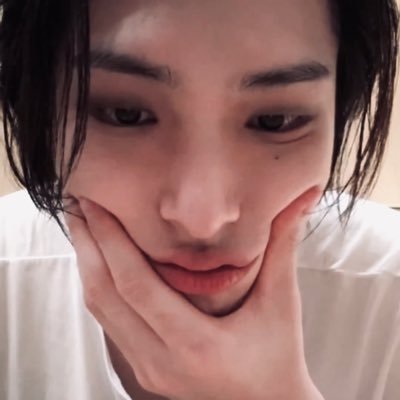 carm 𝜗𝜚 ᶠⁱˣᵒⁿ's profile picture