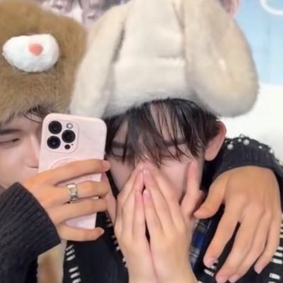 aeweiyu's profile picture