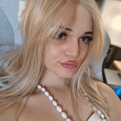 camillathedoll's profile picture