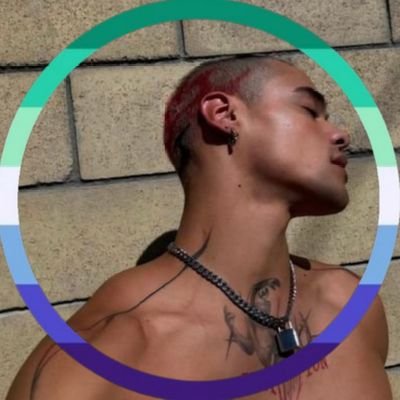 s ꕤ ɪꜱ ᴄᴏɴꜰᴇꜱꜱɪɴɢ 🪩's profile picture