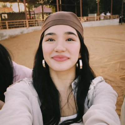 leixwlw's profile picture