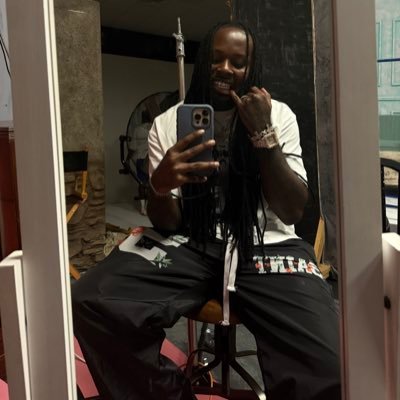 LuchiTheDesignr's profile picture