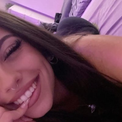 Emma💕 (only accnt)'s profile picture