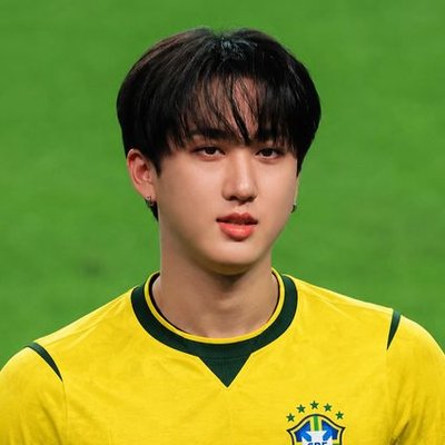 𝗱𝗲𝗻𝗶★'s profile picture