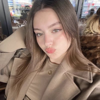 ini_eliazbeth's profile picture
