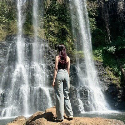 ຮັບນັດ/ແຟນເຜີເຈີກັນ😘's profile picture