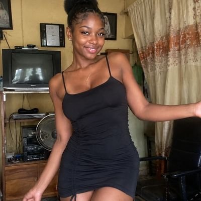 _Veronika1000's profile picture