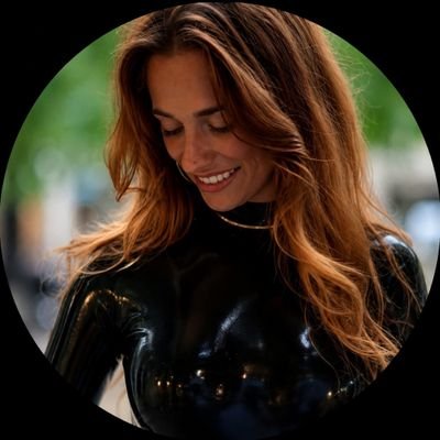ObeyGoddessJune's profile picture