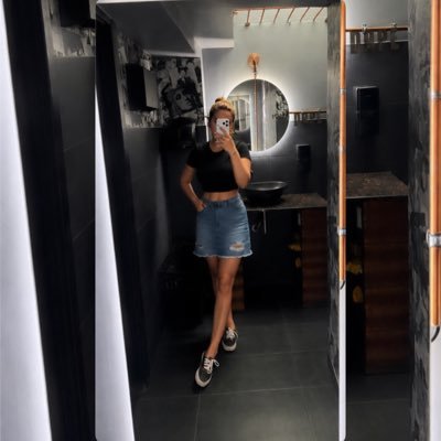 Nil_10's profile picture
