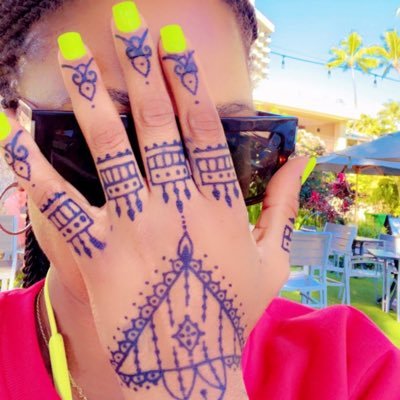 Sincerely, Mia.'s profile picture