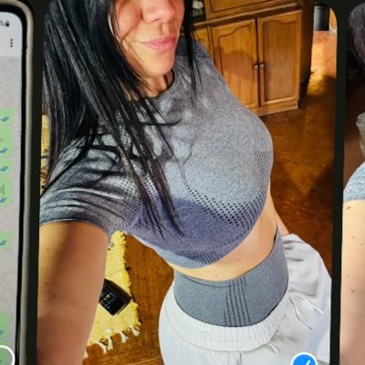 V.'s profile picture