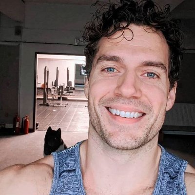 Henry Cavill's profile picture