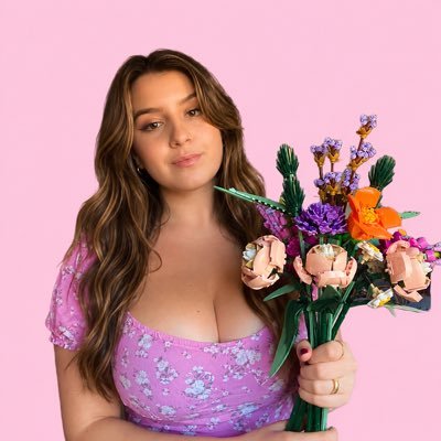 Lego Mommy 🧱's profile picture