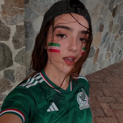 ⋆˚࿔ sunny 𝜗𝜚˚⋆'s profile picture