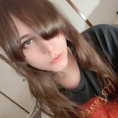 bunny Ი𐑼's profile picture