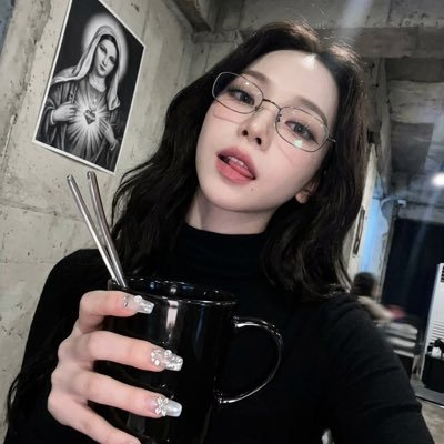 ☆ YAV's profile picture