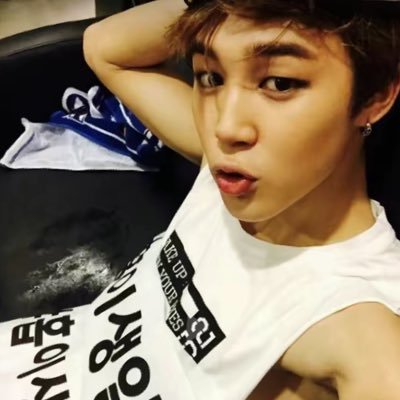 btsyaoireal's profile picture