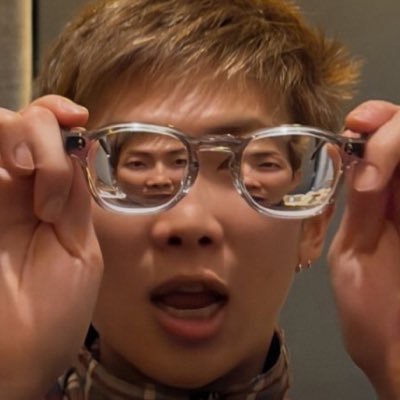 M⁷'s profile picture