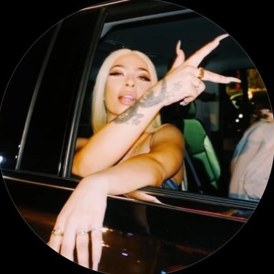 𝐤𝐲 ☆'s profile picture