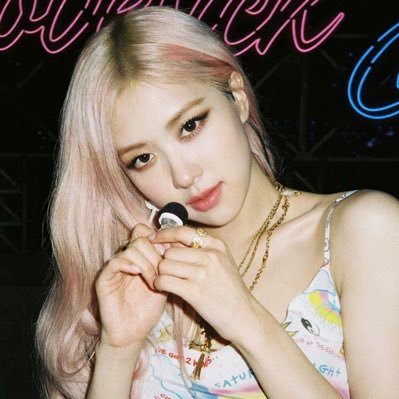 pinkslsg's profile picture