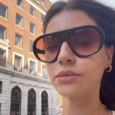 raquel's profile picture