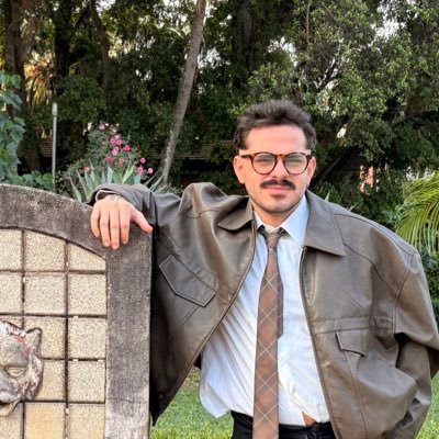 tomcharts's profile picture