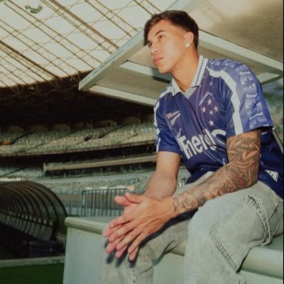 vicscomentts's profile picture