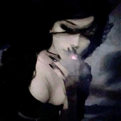 miyayooniverse's profile picture