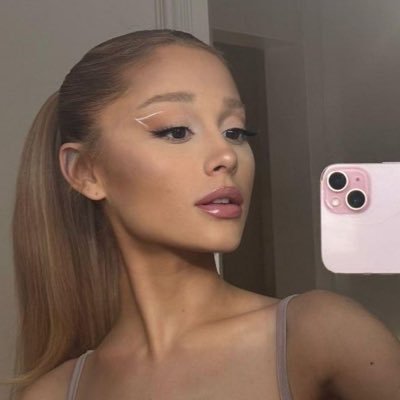 gagamilfs's profile picture