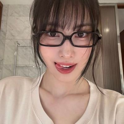 𝔣𝔞𝔦𝔯𝔶's profile picture