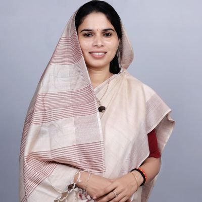 poojaplofficial's profile picture