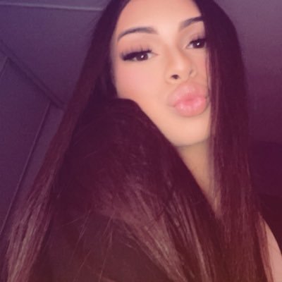 M A Y 👄's profile picture