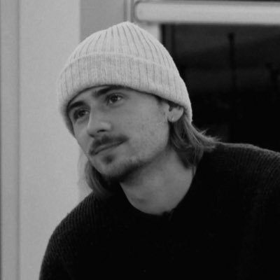 romane ꕤ ⋆.˚ 🐈⬛'s profile picture
